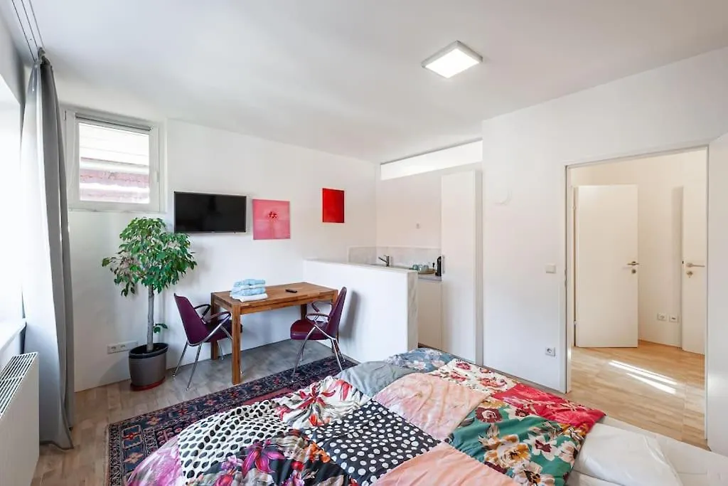 Apartment 5 - Bergblick Graz